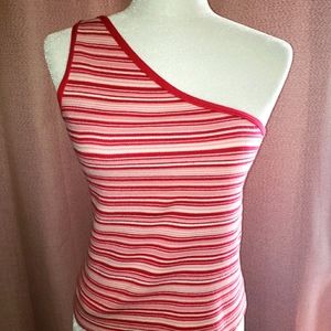 Gap one shoulder tank
